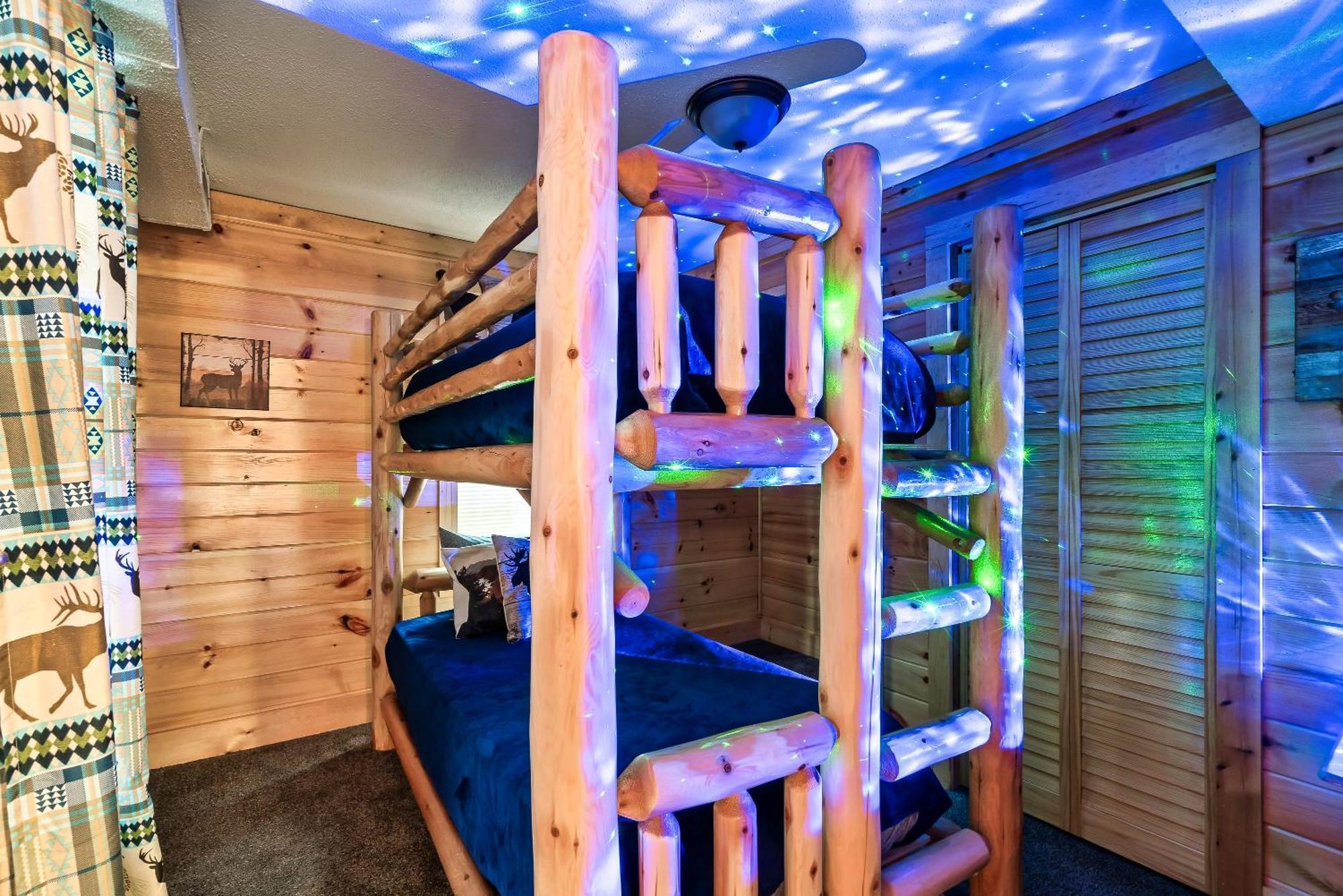 The Eagle'S Nest Mountain Cabin Gatlinburg Exterior photo